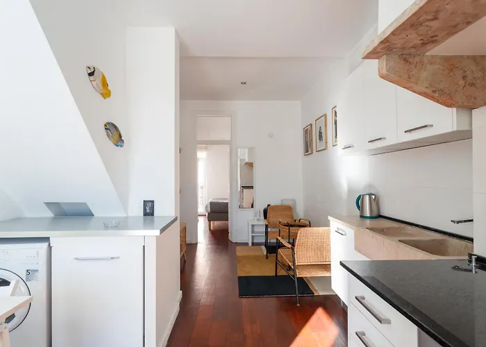 16 2 - Balcony شقة